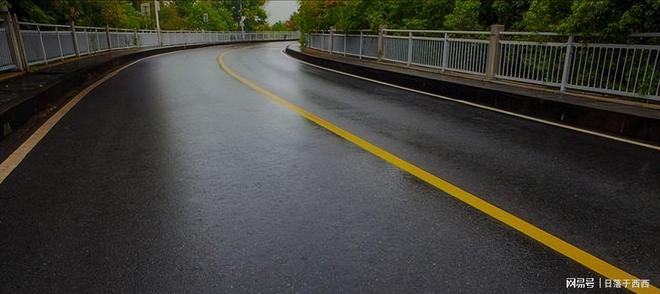 同样都是公路为何我国公路总要修补日本的却常年如新？